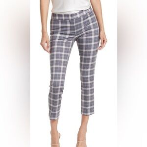 Amanda & Chelsea plaid pants in petite size 8P. NWT